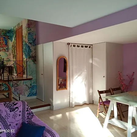 Relax House יורט דה מאר